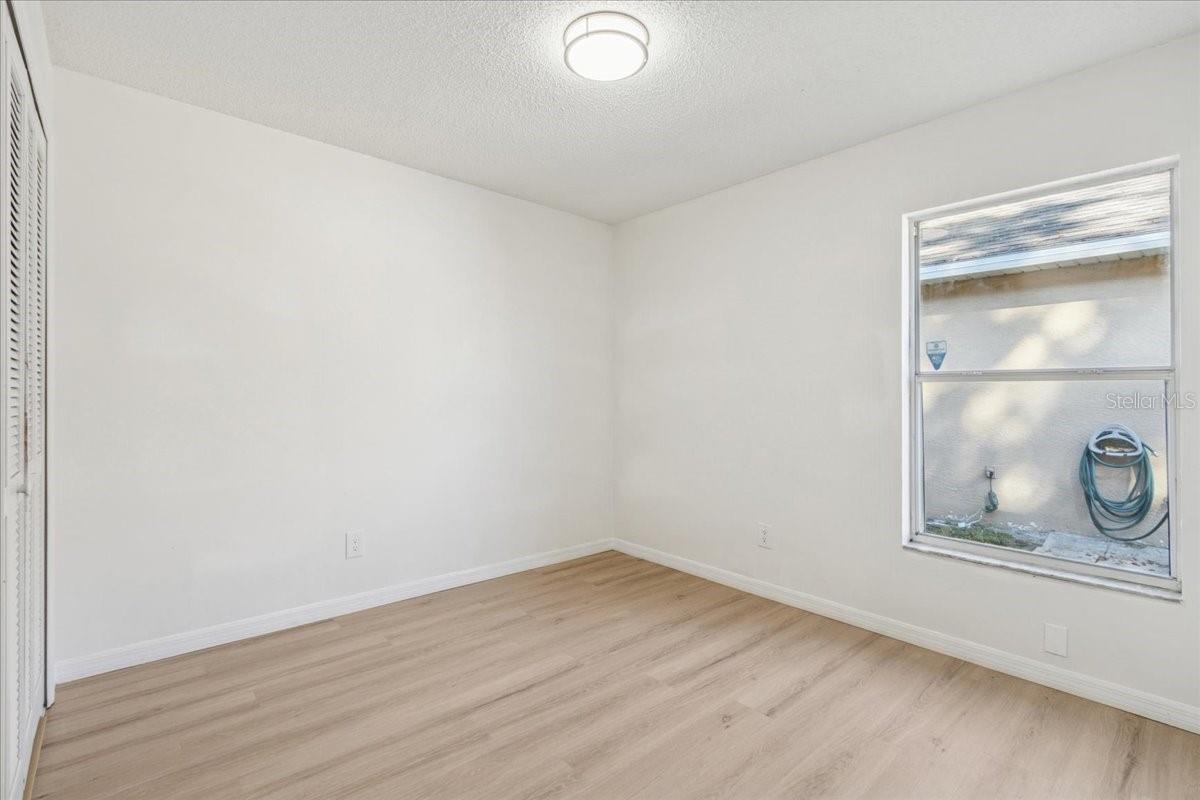 RIVERSIDE AT TWIN RIVERS UN 1 - Residential