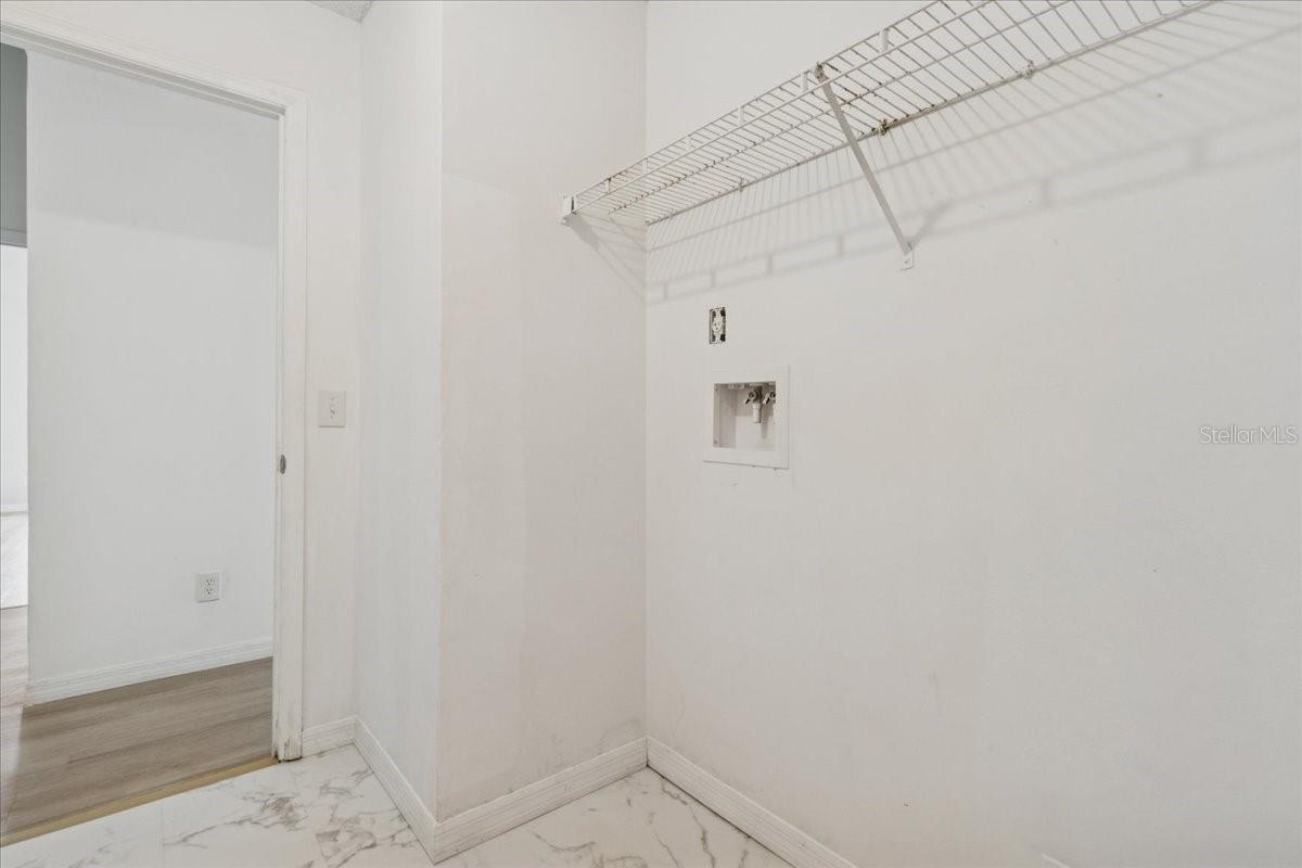 RIVERSIDE AT TWIN RIVERS UN 1 - Residential