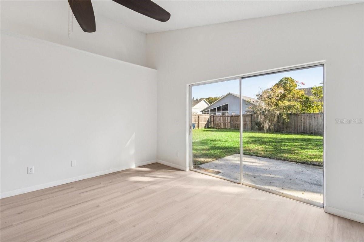 RIVERSIDE AT TWIN RIVERS UN 1 - Residential