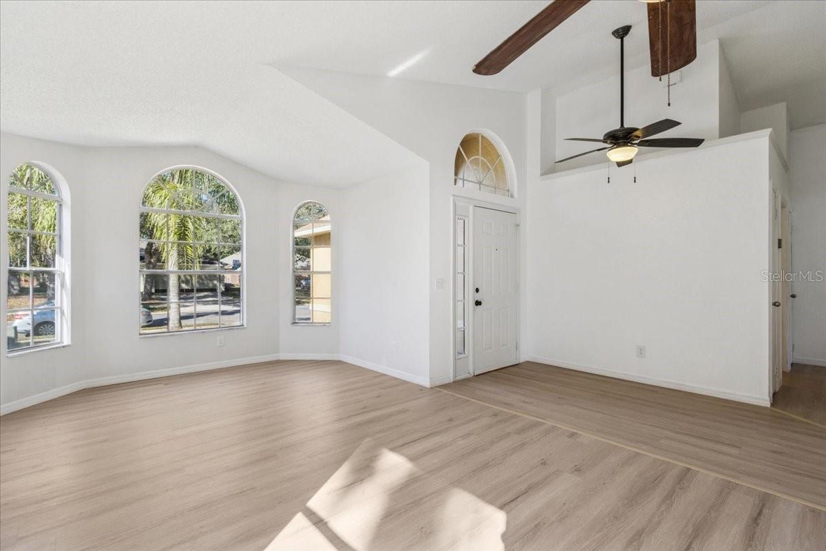 RIVERSIDE AT TWIN RIVERS UN 1 - Residential