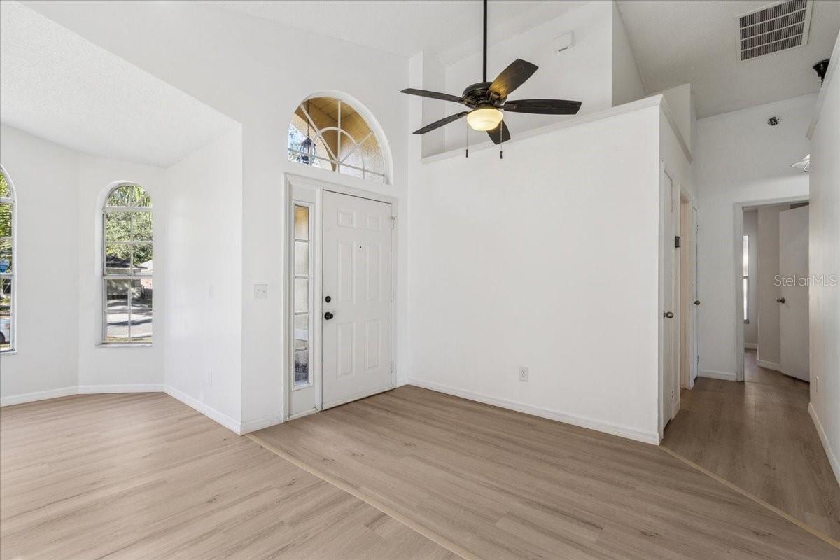 RIVERSIDE AT TWIN RIVERS UN 1 - Residential