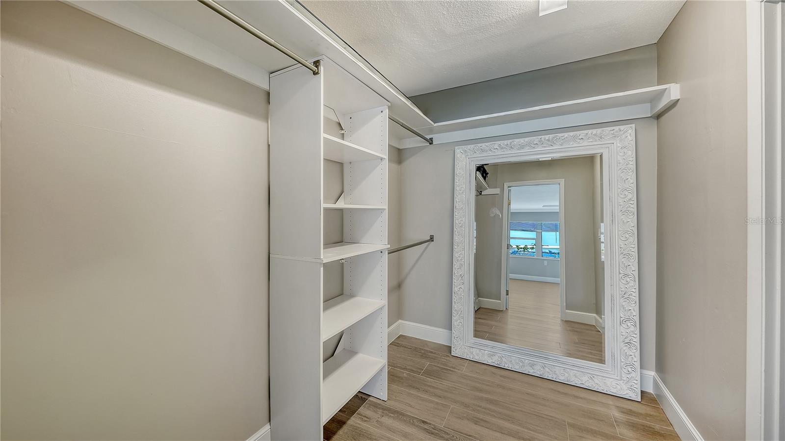 HARBOR HOUSE WEST - Residential Lease