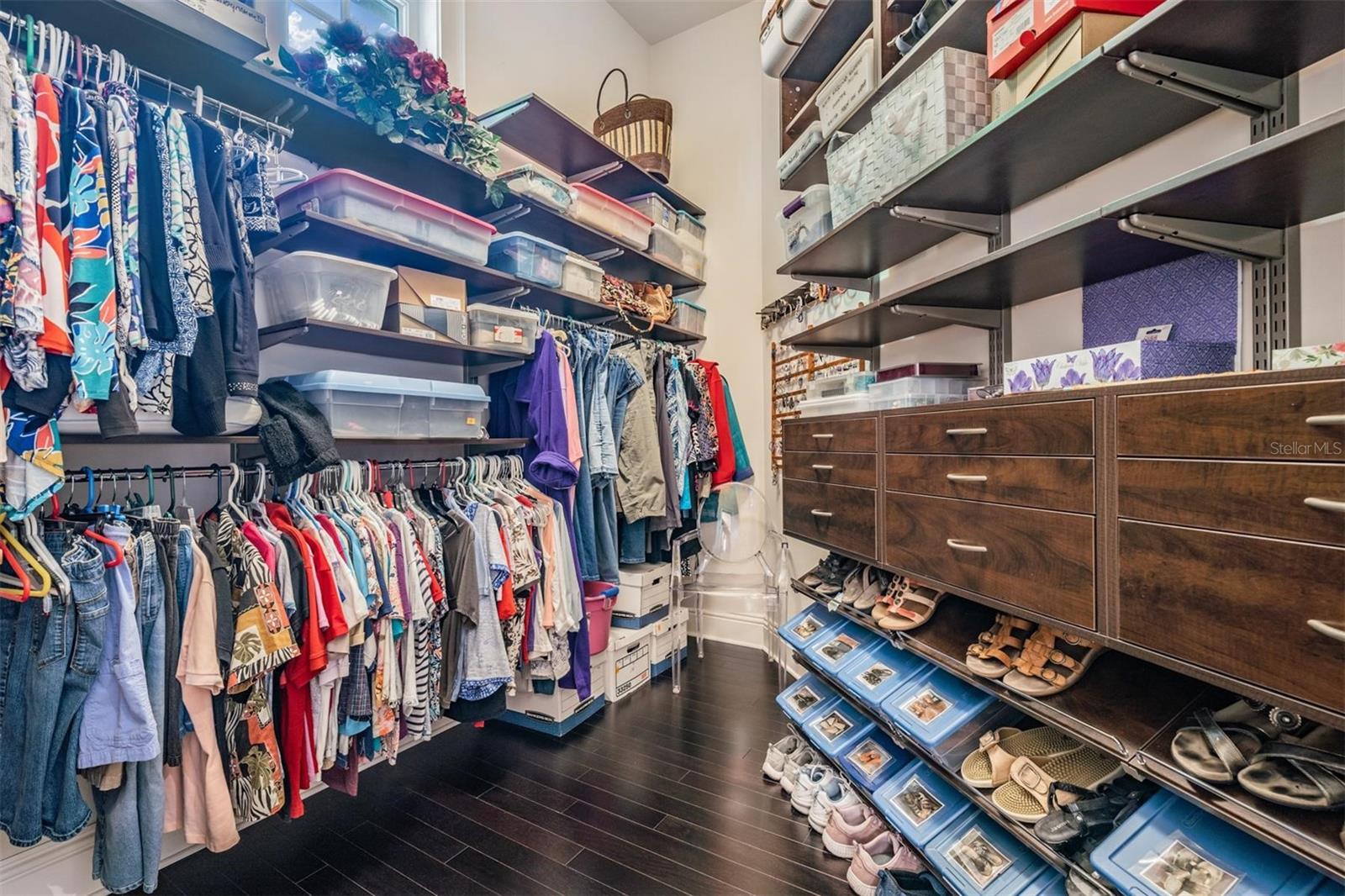 HAWKS LANDING - Residential