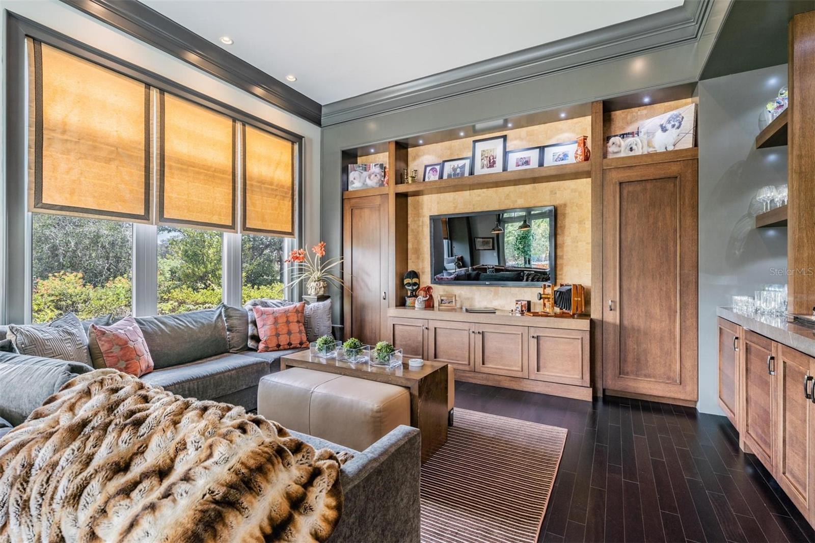 HAWKS LANDING - Residential