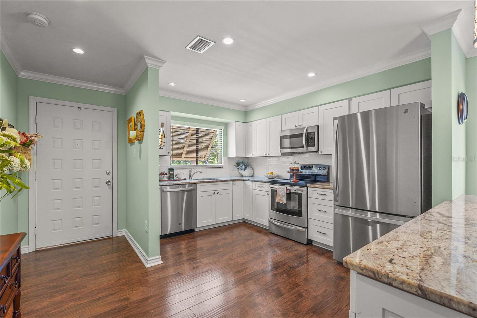 WILLOW LINKS - Residential