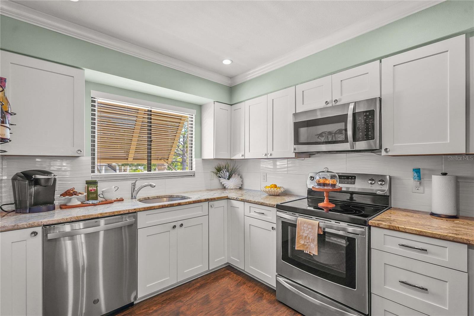 WILLOW LINKS - Residential