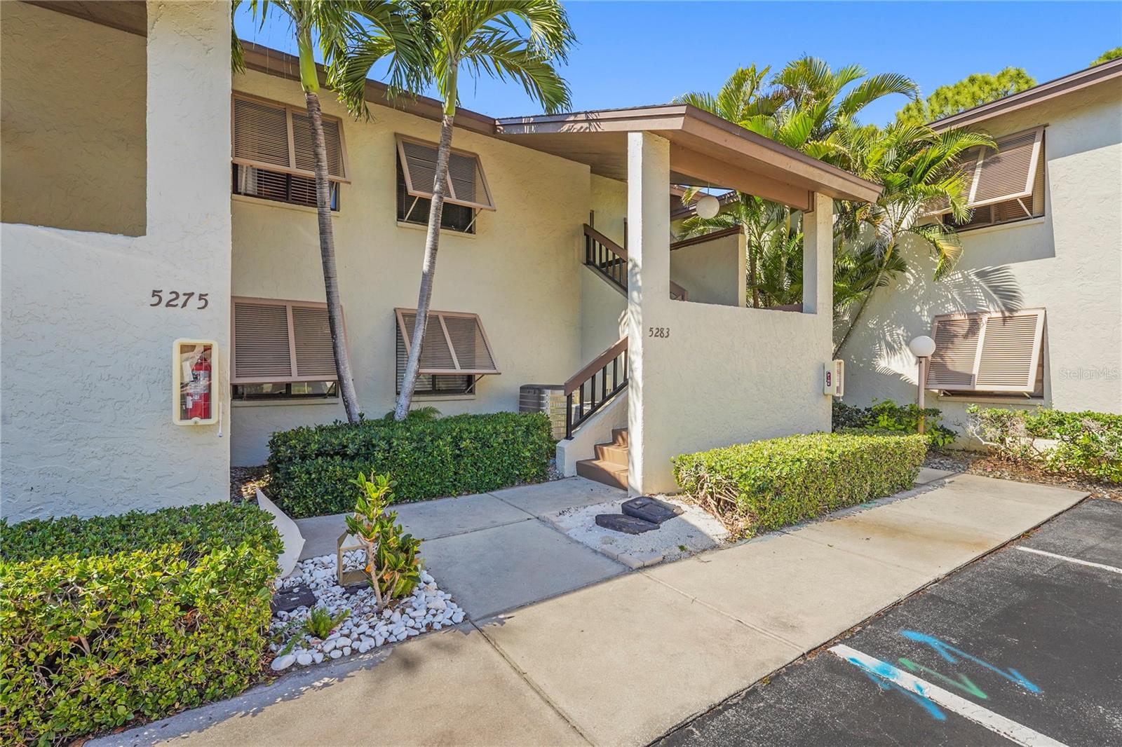 WILLOW LINKS - Residential