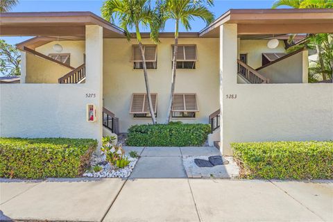 Photo of 5275 Willow Links #50, Sarasota, FL 34235 (MLS # A4671984)