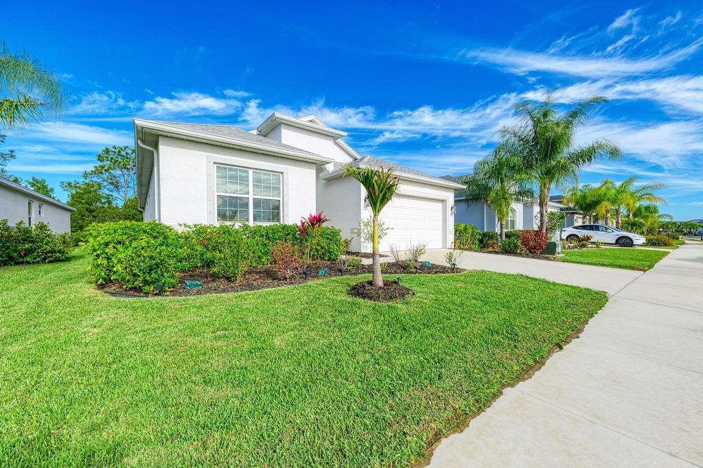 Photo of 4419 Renwick Drive, Parrish, FL 34219 (MLS # A4686290)