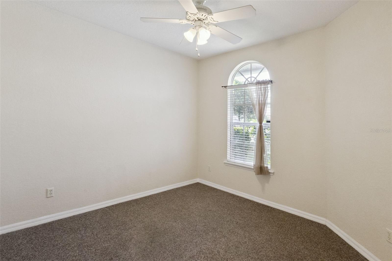 COUNTRY CLUB OF MOUNT DORA - Residential