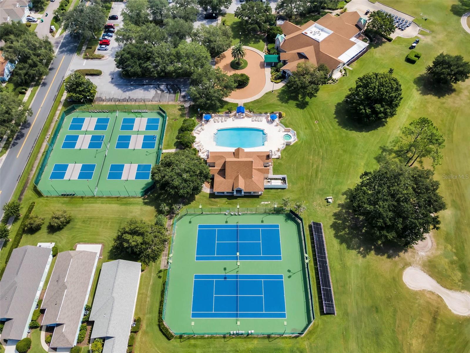 COUNTRY CLUB OF MOUNT DORA - Residential