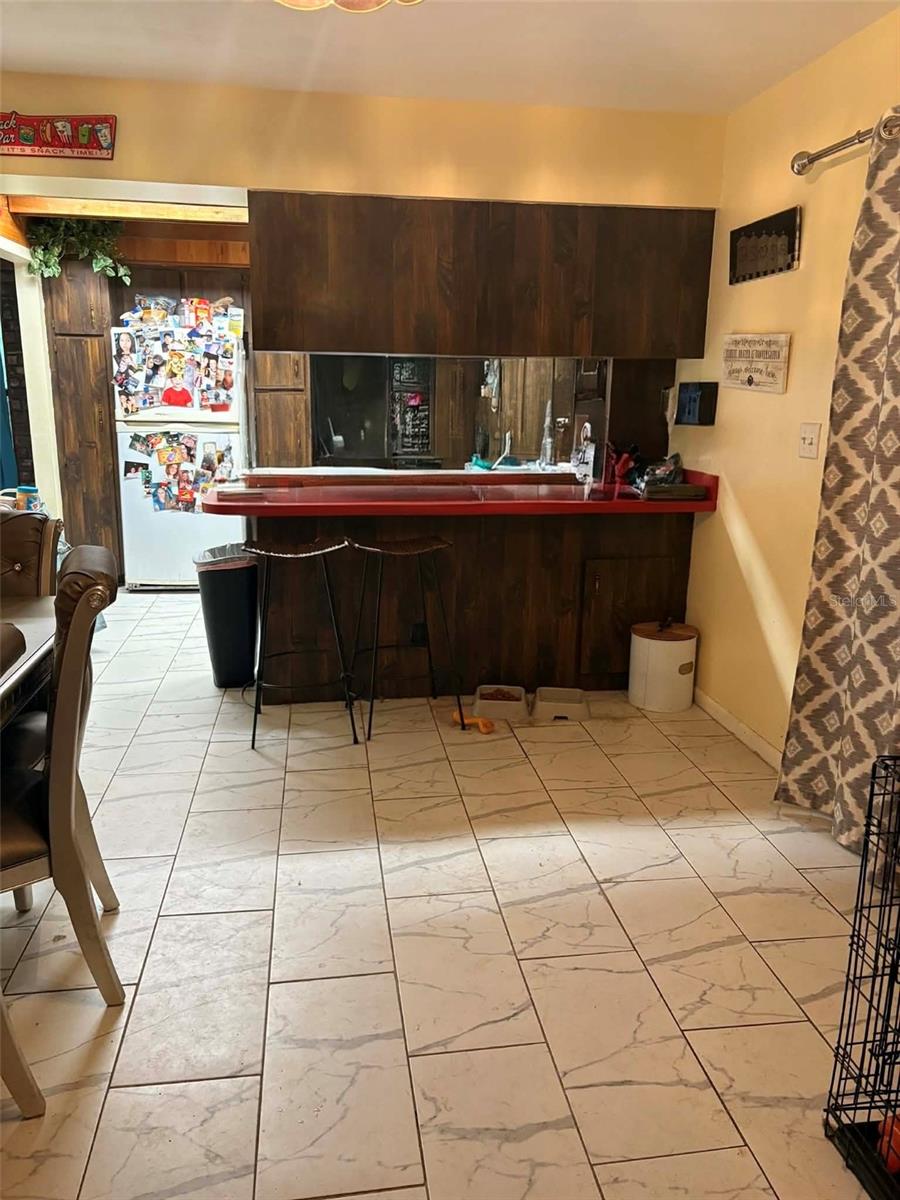 GULF BREEZE ESTATES - Residential