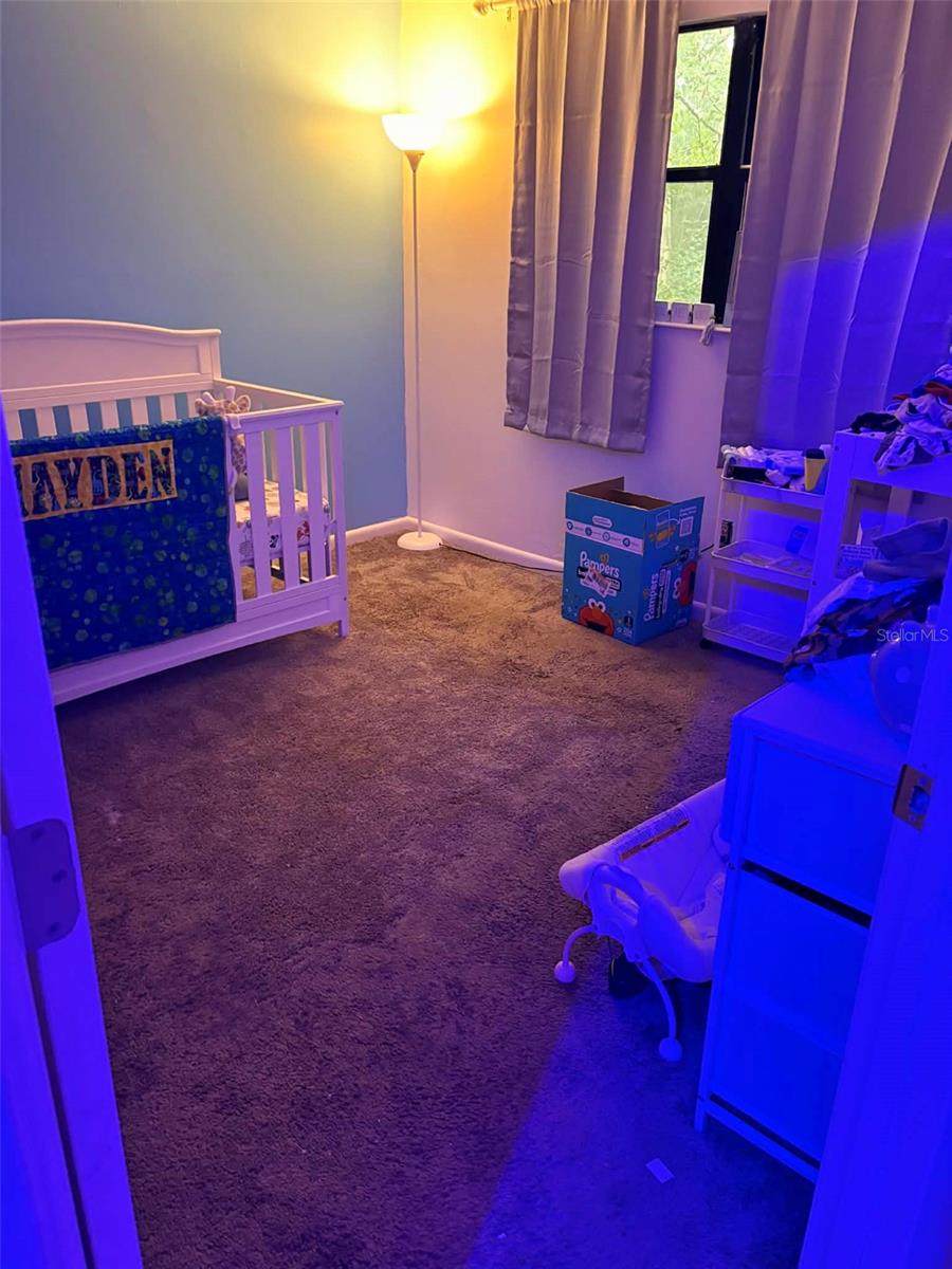 GULF BREEZE ESTATES - Residential