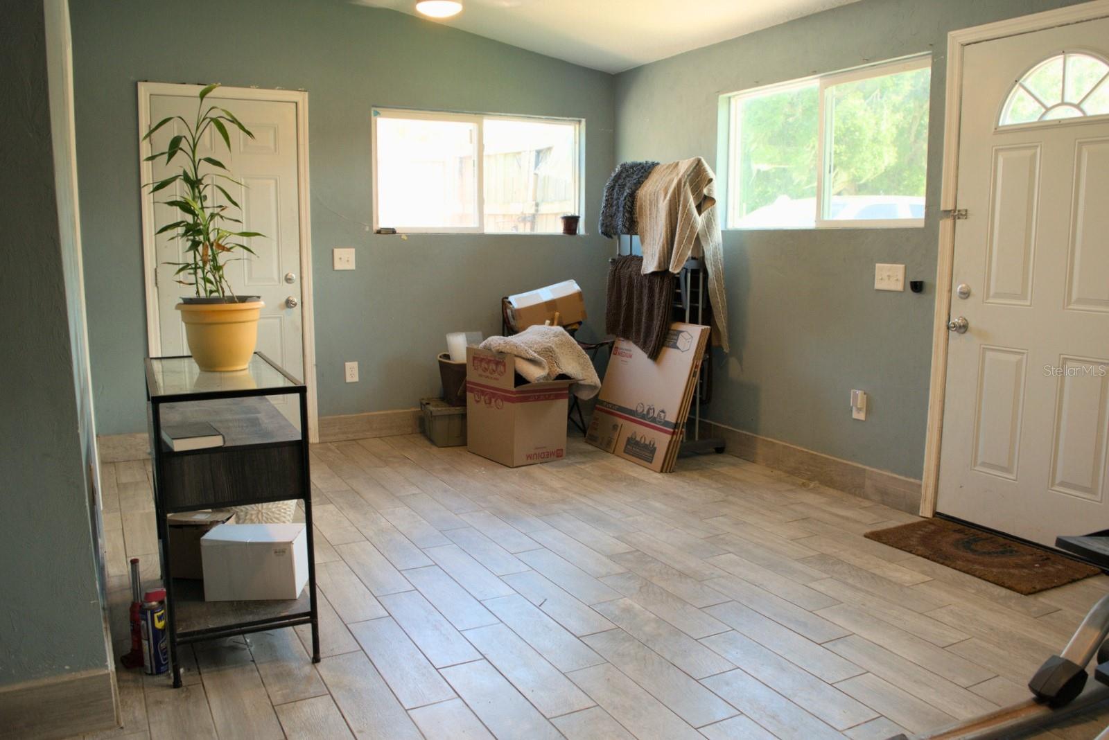 10607 FERNANDO STREET