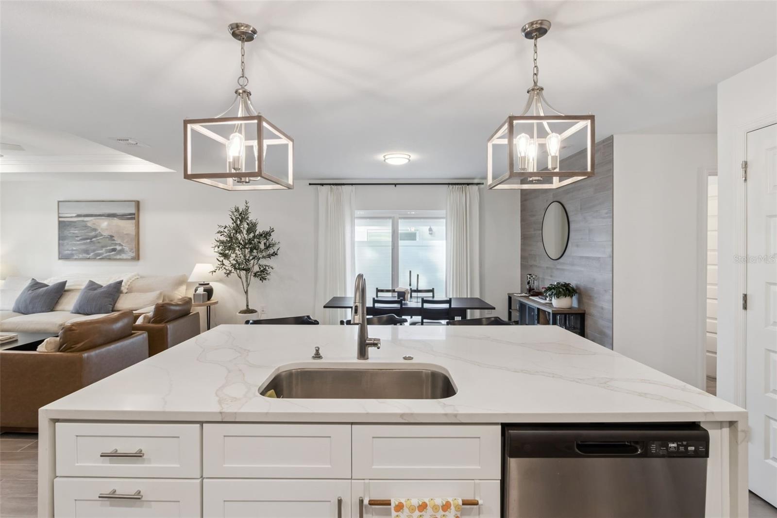 TOWER OAKS SOUTH - Residential