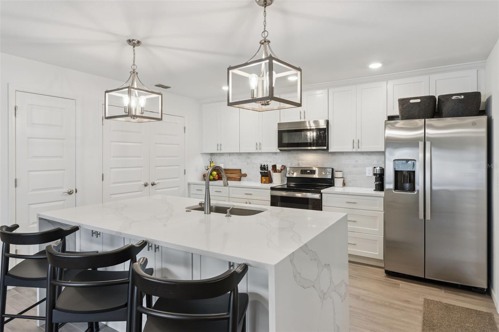 TOWER OAKS SOUTH - Residential