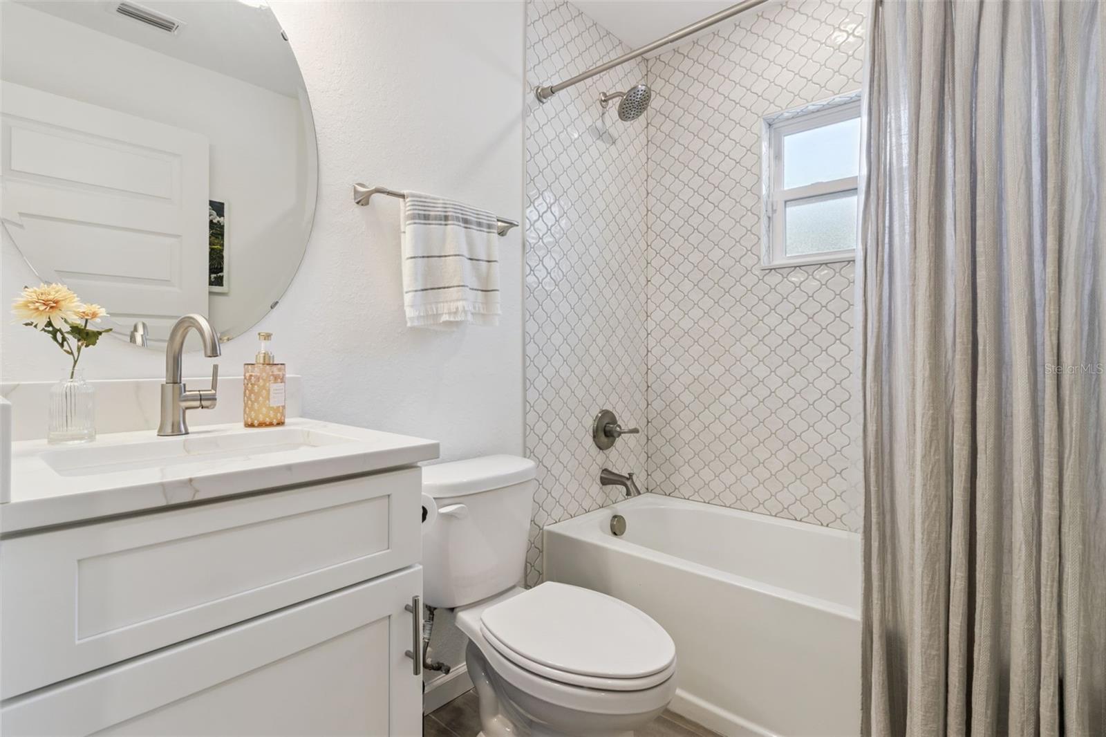 TOWER OAKS SOUTH - Residential