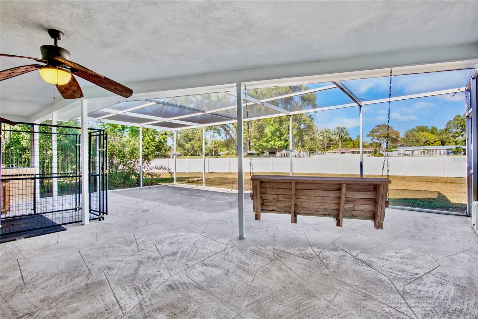 FRST LAKES COUNTRY CLUB ESTATES - Residential