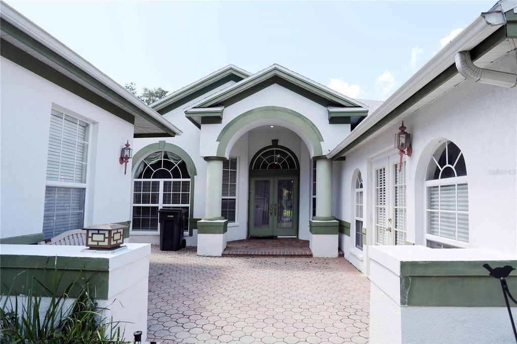 Photo of 10206 Shadow Branch Drive, Tampa, FL 33647 (MLS # O6335676)