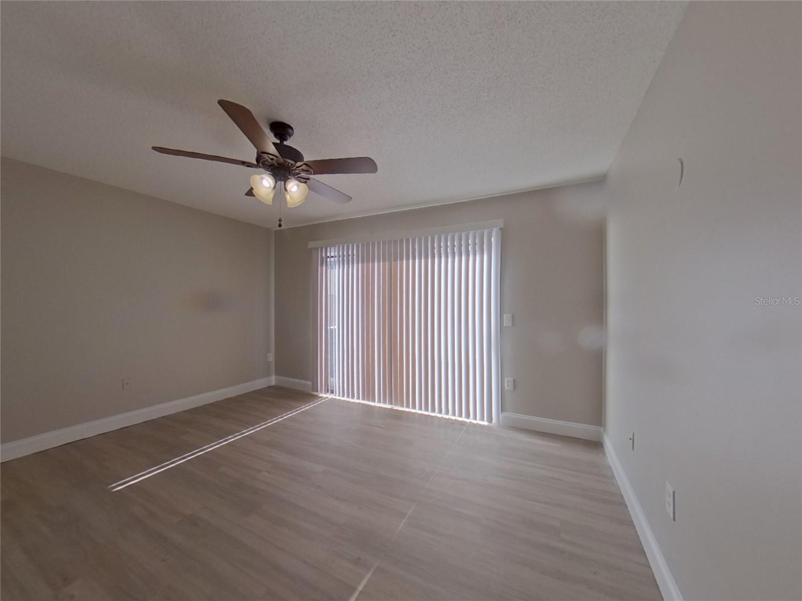 CURRY FORD WOODS - Residential Lease