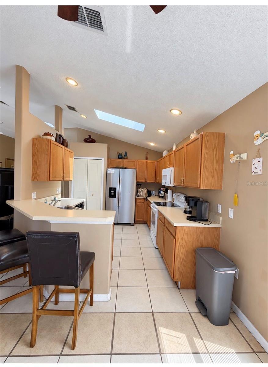 2564 BEAR CREEK COURT