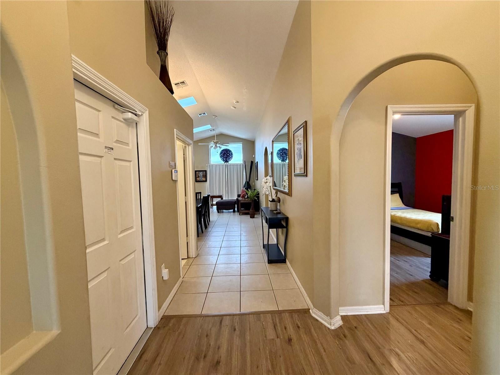 2564 BEAR CREEK COURT