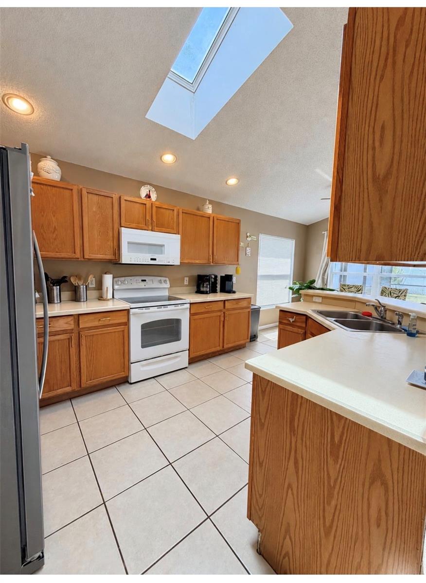 2564 BEAR CREEK COURT