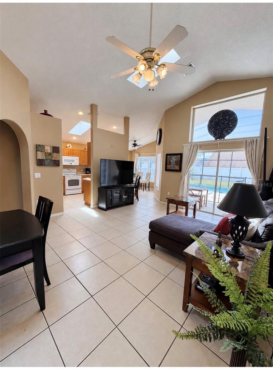 2564 BEAR CREEK COURT