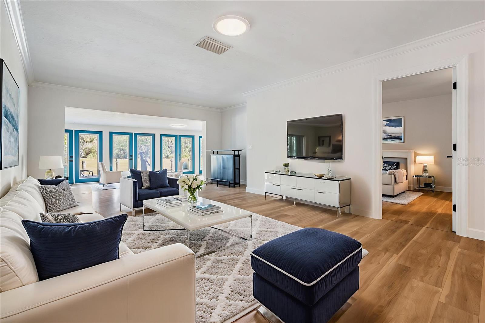 BOCA CIEGA POINT EAST - Residential