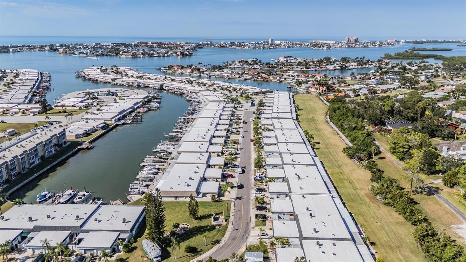 BOCA CIEGA POINT EAST - Residential