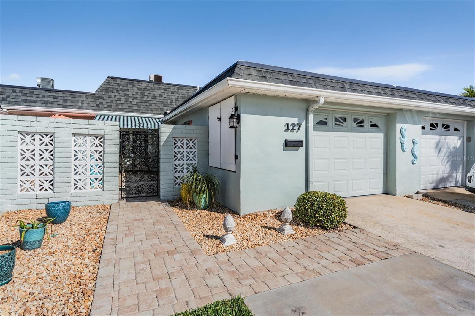 BOCA CIEGA POINT EAST - Residential