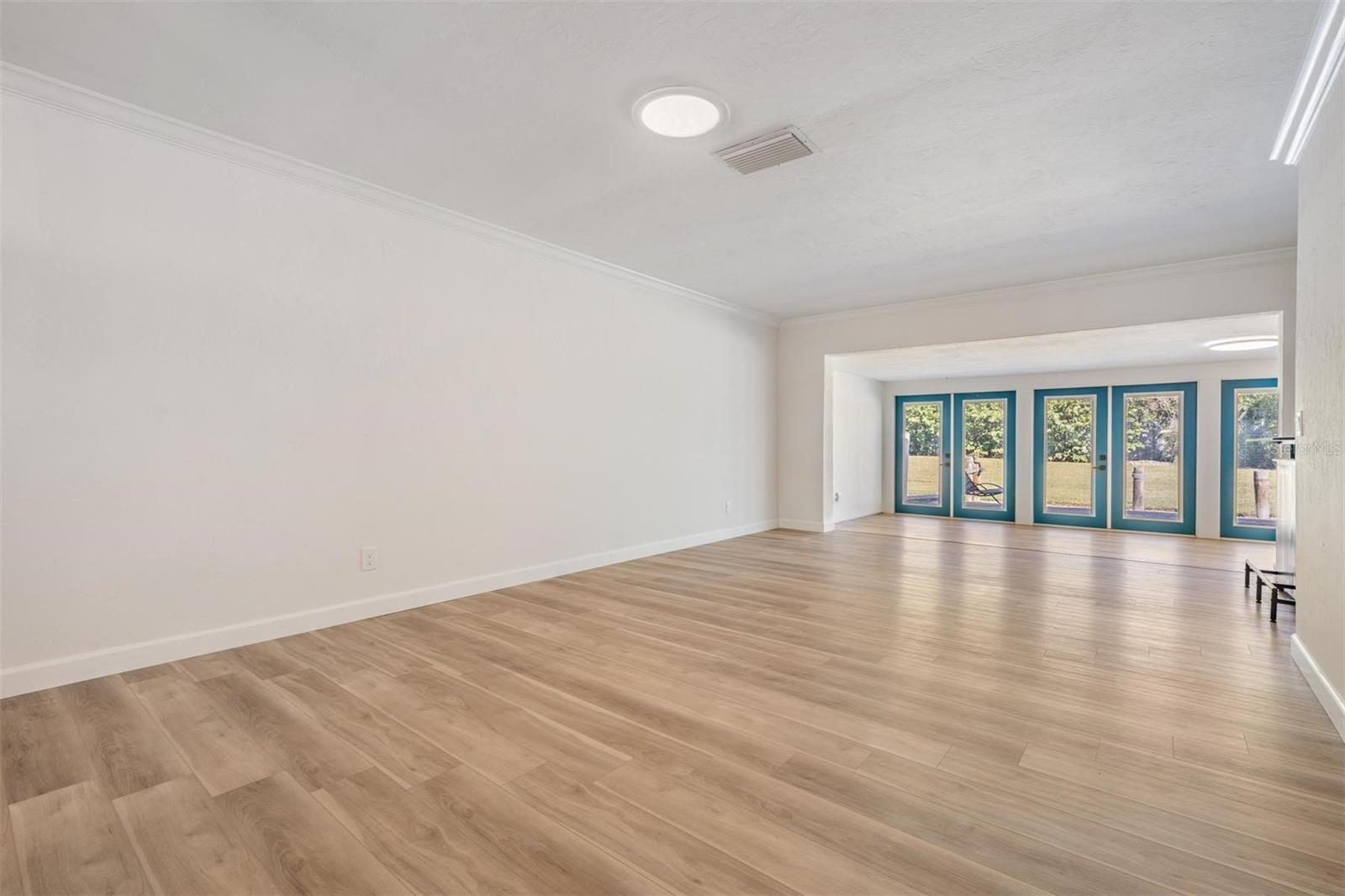 BOCA CIEGA POINT EAST - Residential