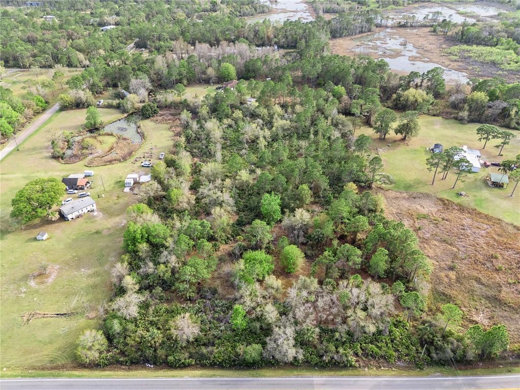 Photo of 541 E Osceola Road, Geneva, FL 32732 (MLS # O6388611)