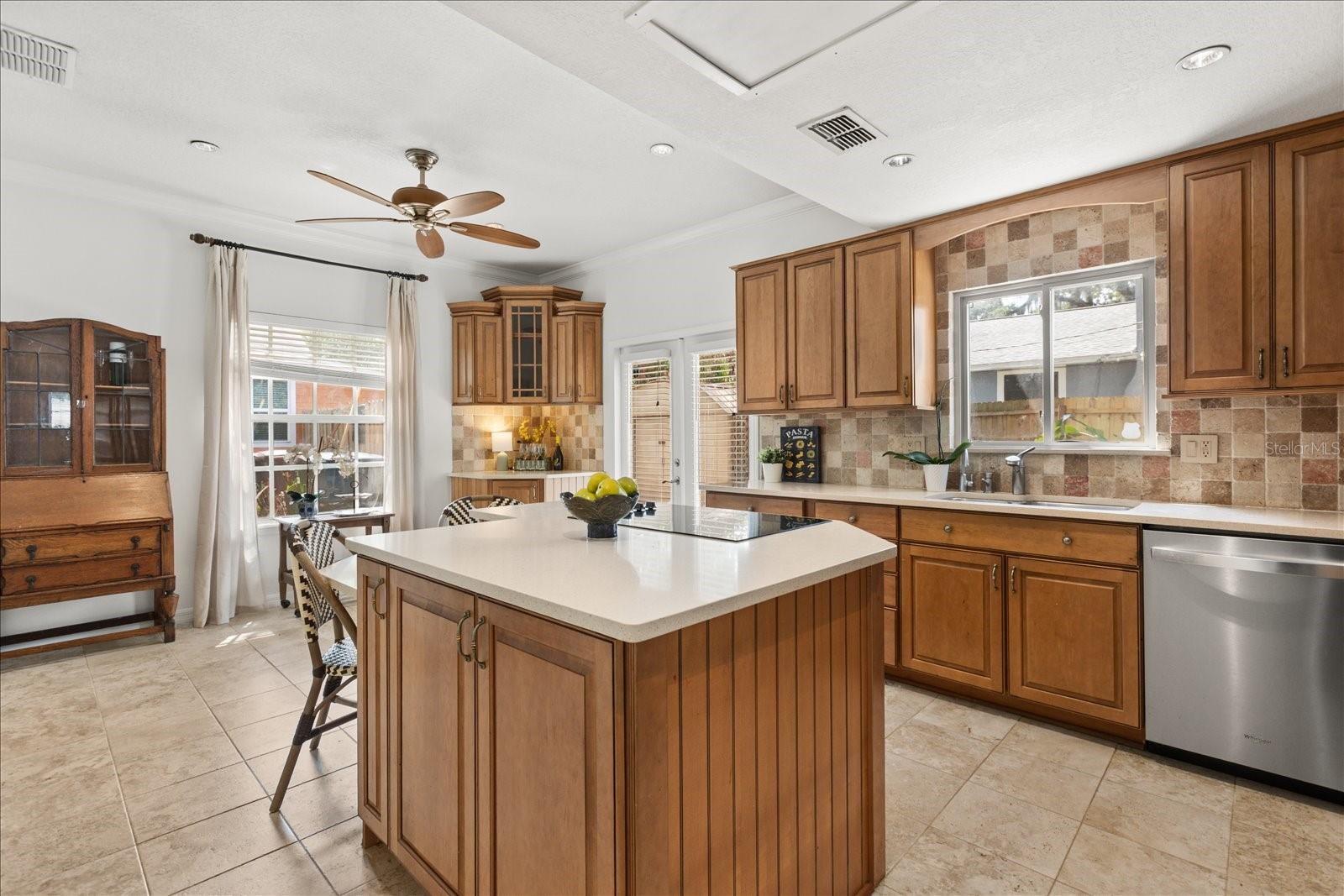 COLONIAL GROVE ESTATES - Residential