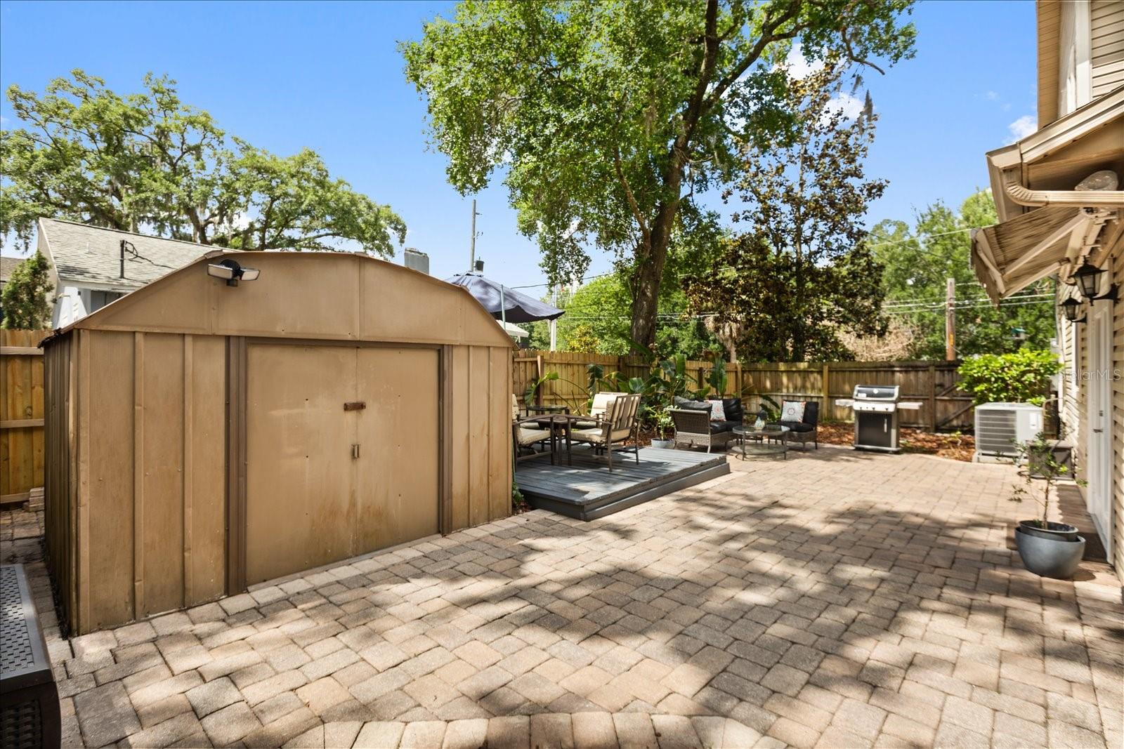 COLONIAL GROVE ESTATES - Residential