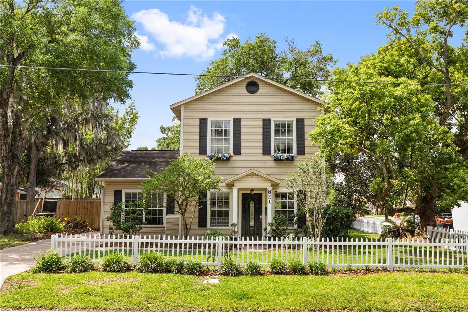 COLONIAL GROVE ESTATES - Residential