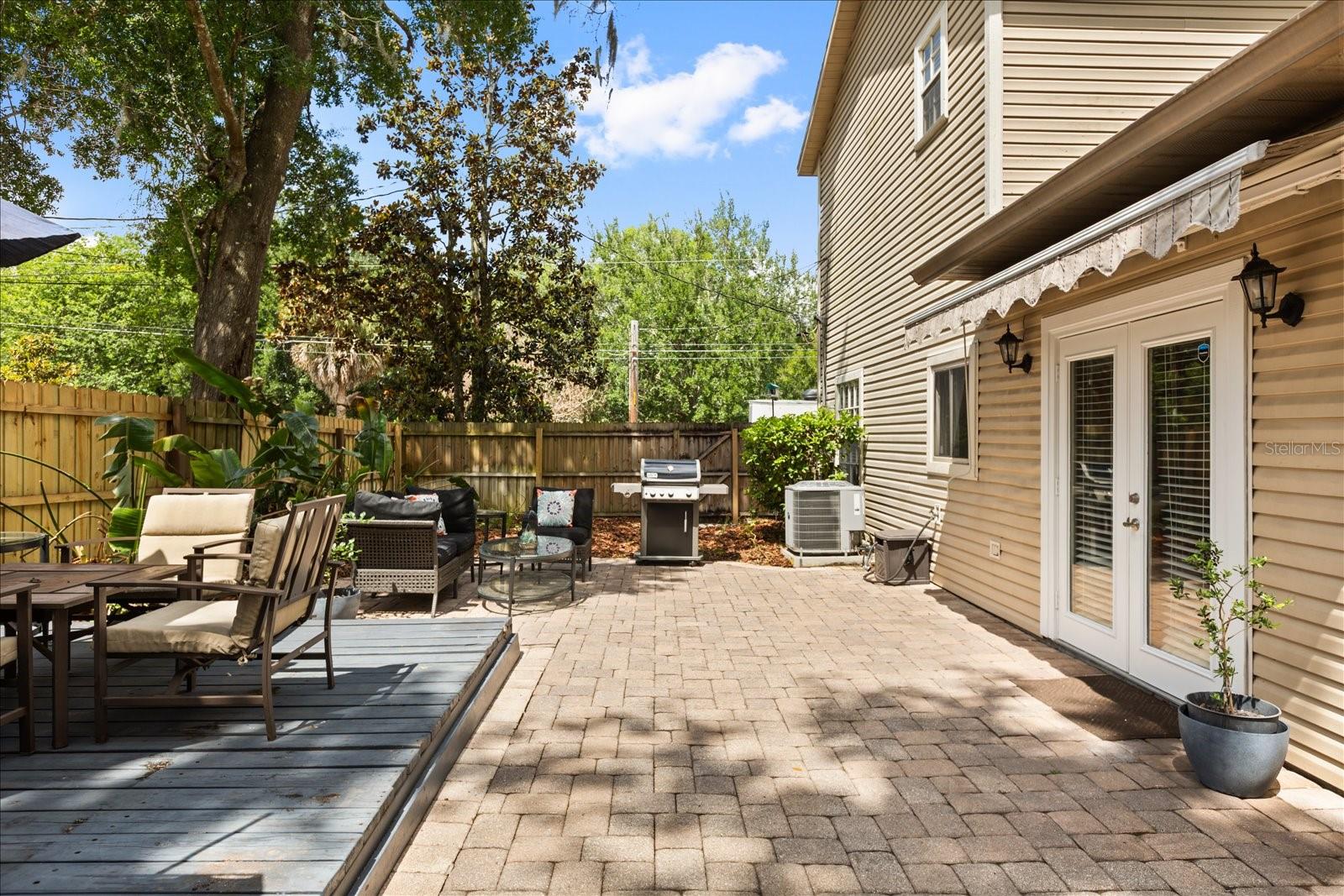 COLONIAL GROVE ESTATES - Residential