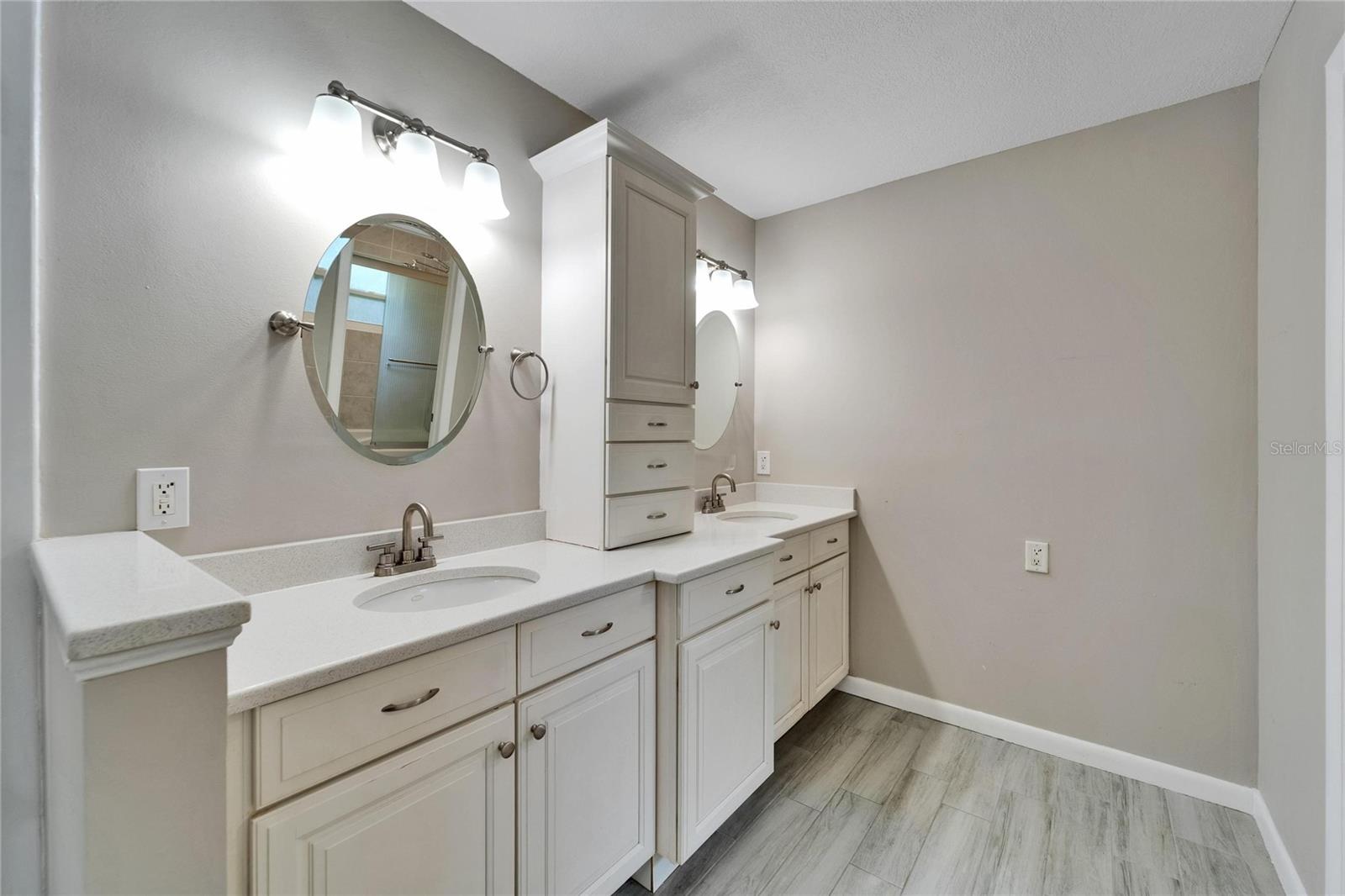 RIVER RUN UNIT II - Residential