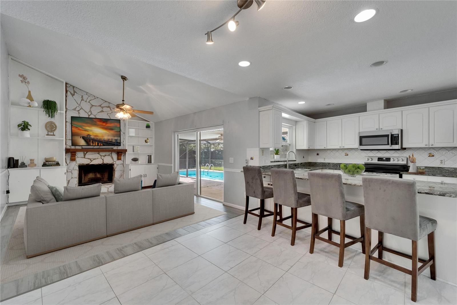 RIVER RUN UNIT II - Residential