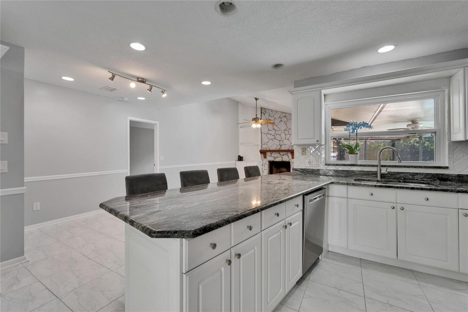 RIVER RUN UNIT II - Residential