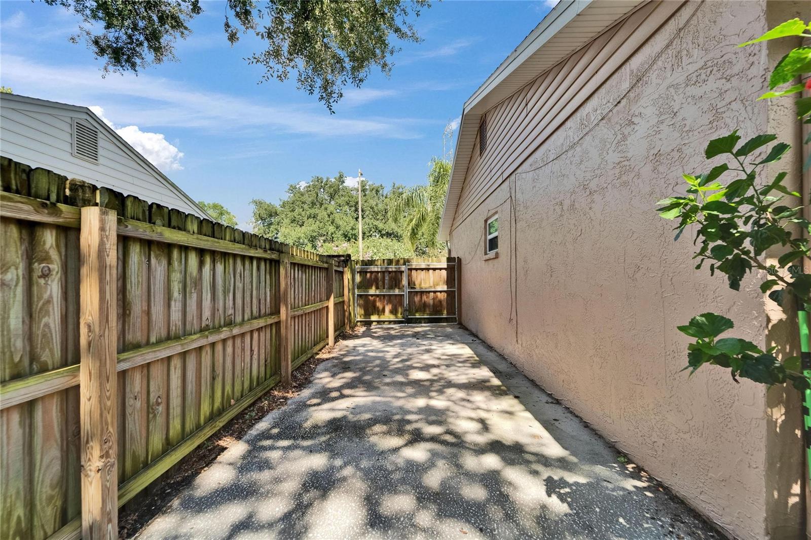 RIVER RUN UNIT II - Residential