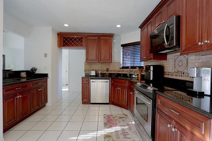 12572 WISCONSIN WOODS LANE