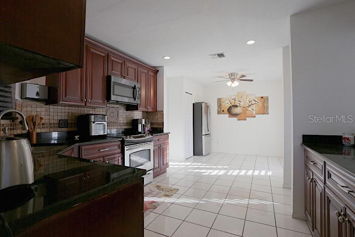 12572 WISCONSIN WOODS LANE