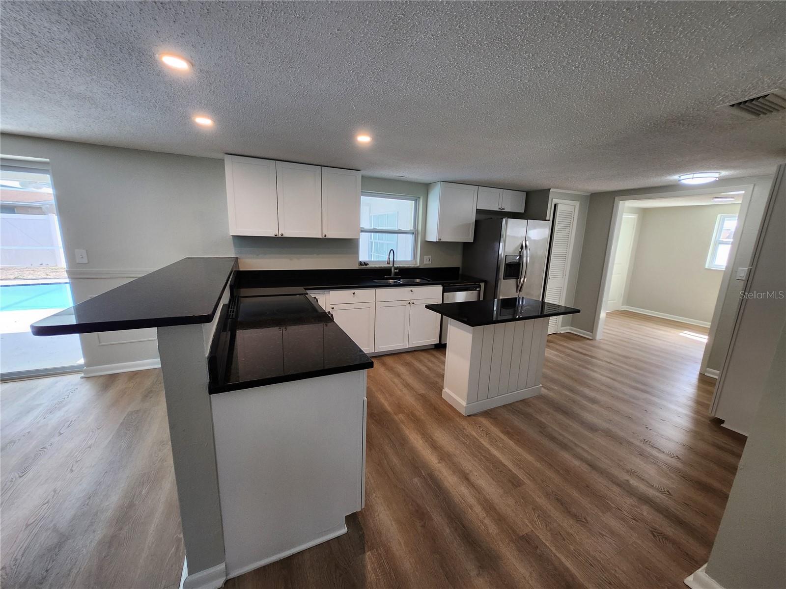 PALM TERRACE ESTATES - Residential