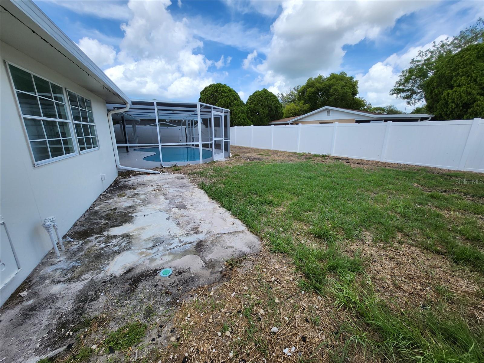 PALM TERRACE ESTATES - Residential