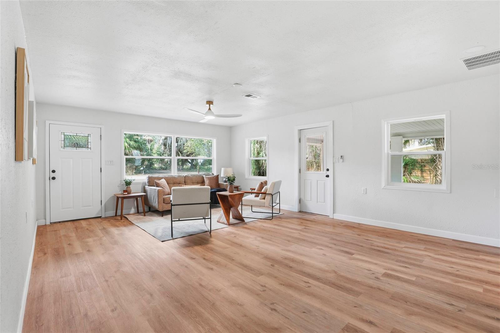 LAKESHORE HOMESITES - Residential