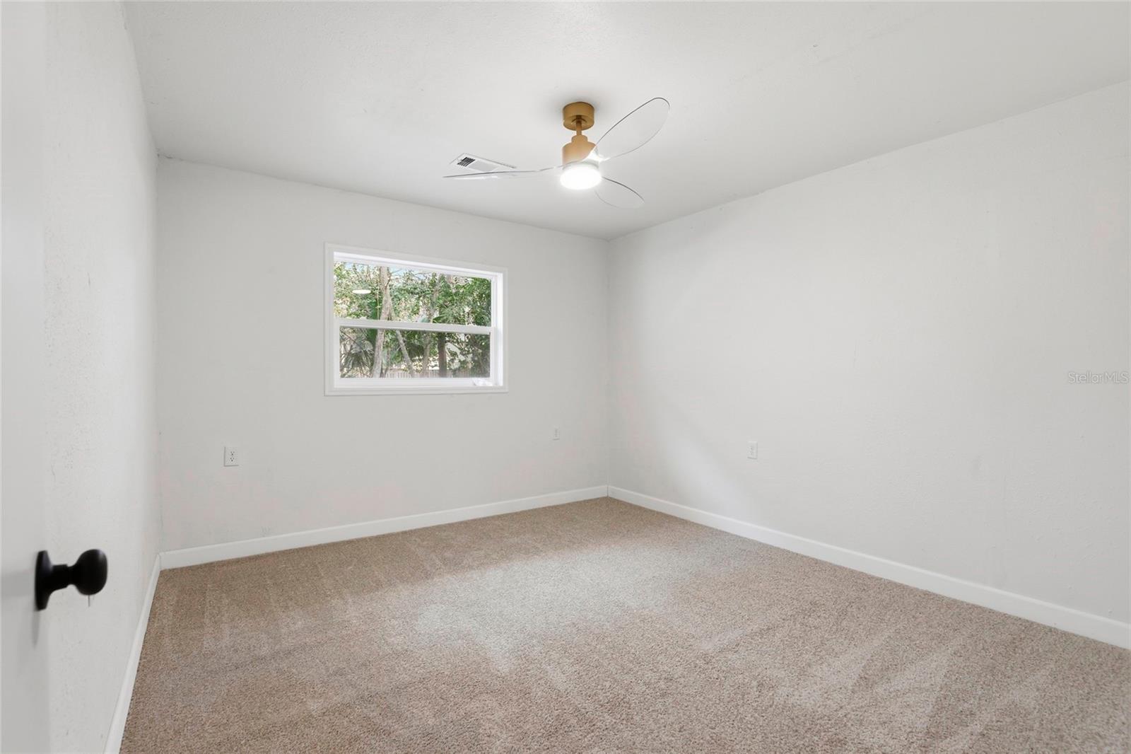 LAKESHORE HOMESITES - Residential