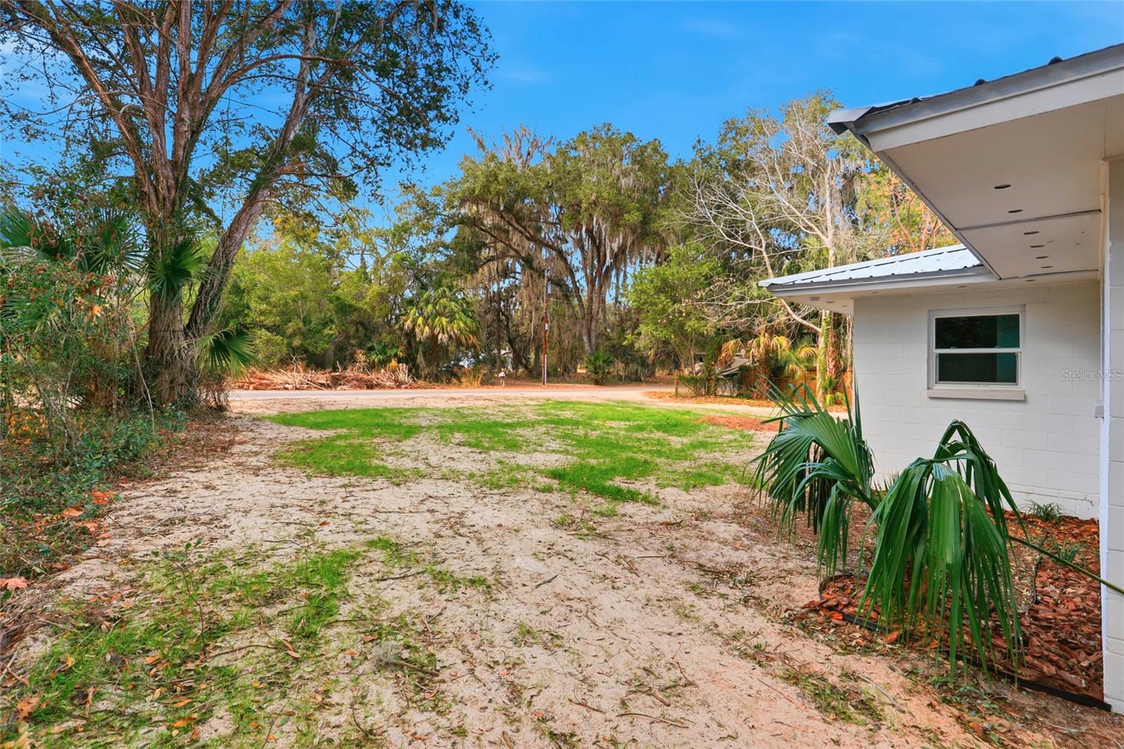 LAKESHORE HOMESITES - Residential