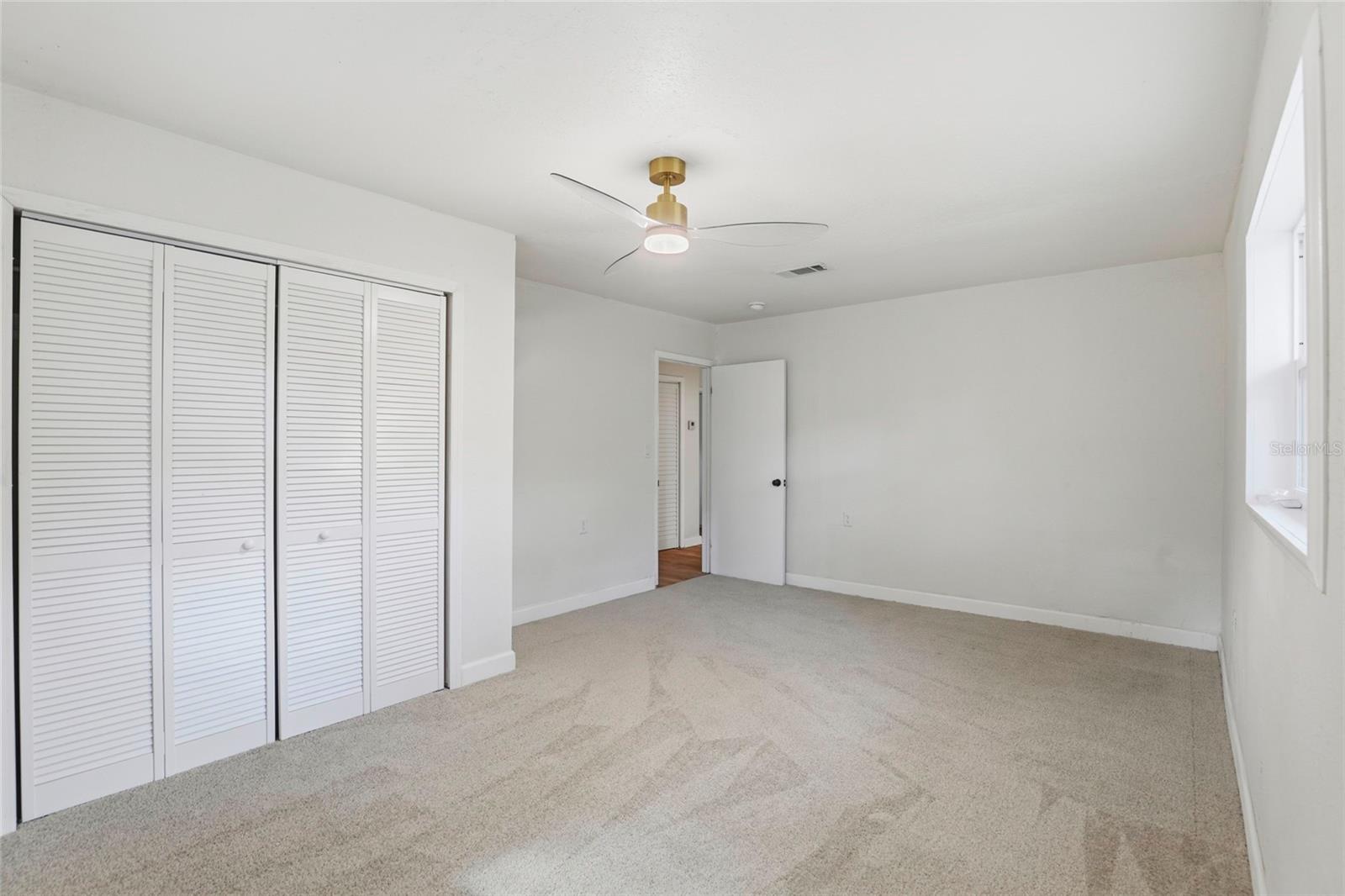 LAKESHORE HOMESITES - Residential