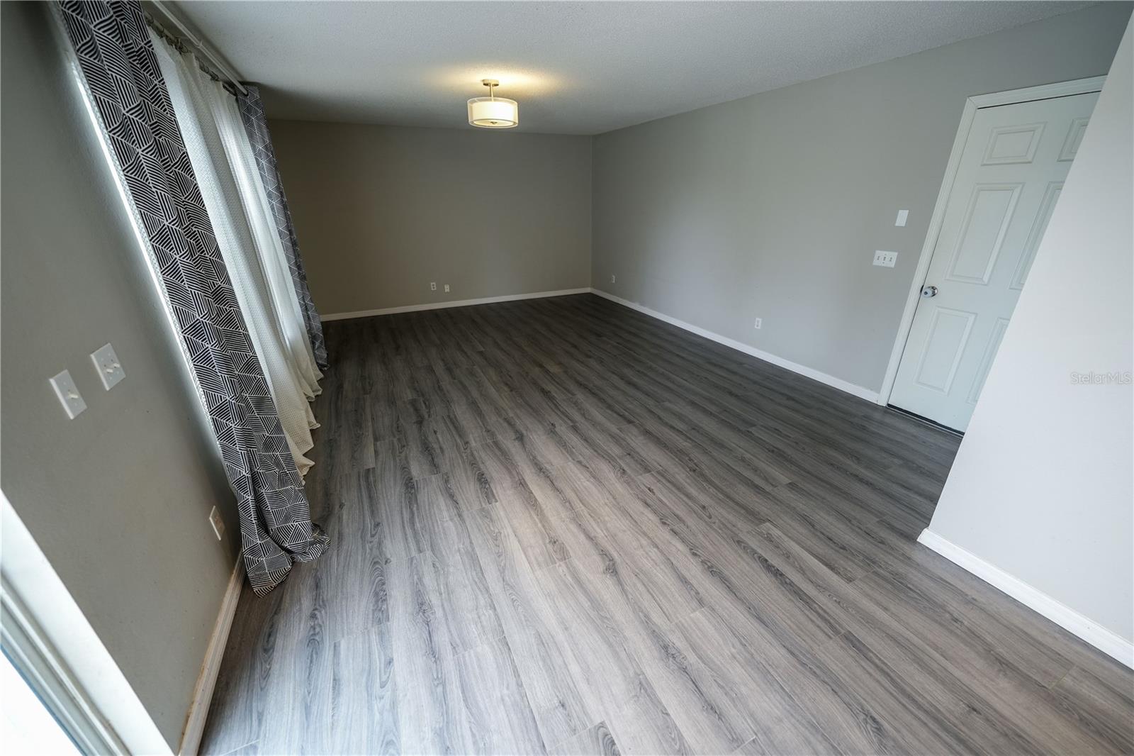 SKYRIDGE VALLEY PH 01 - Residential Lease